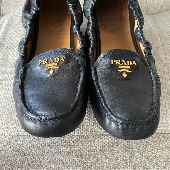 Authentic Prada Scrunch Loafers Flats - Picture 3 of 7